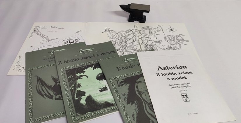 Asterion - Z hlubin zelené a modré