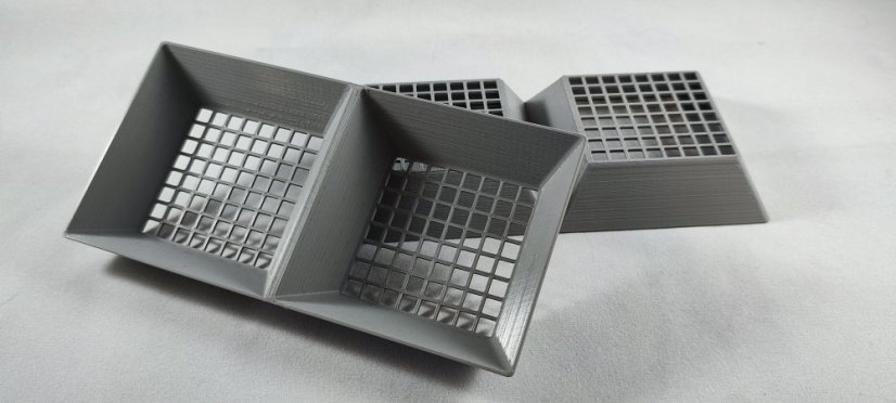 Univerzální miska (144x72x20 mm) varianta 2/2 - více barev