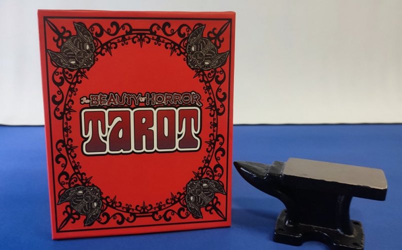 The Beauty of Horror Tarot Card Set