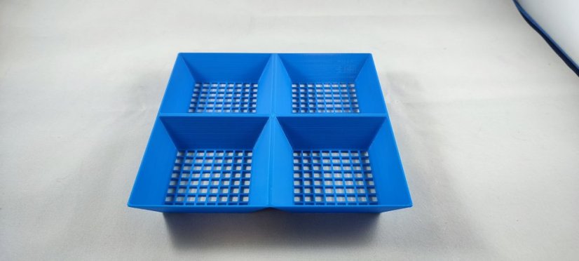Univerzální miska (144x144x20 mm) varianta 4/4 - více barev